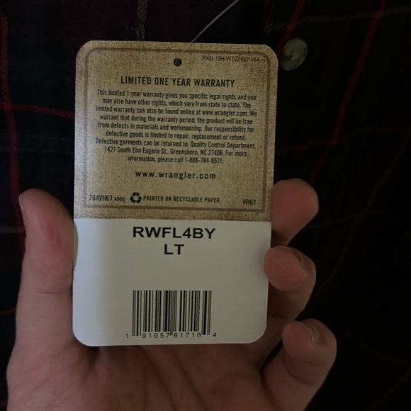 Wrangler Button up Long Sleeve shirt - Picture 2 of 5